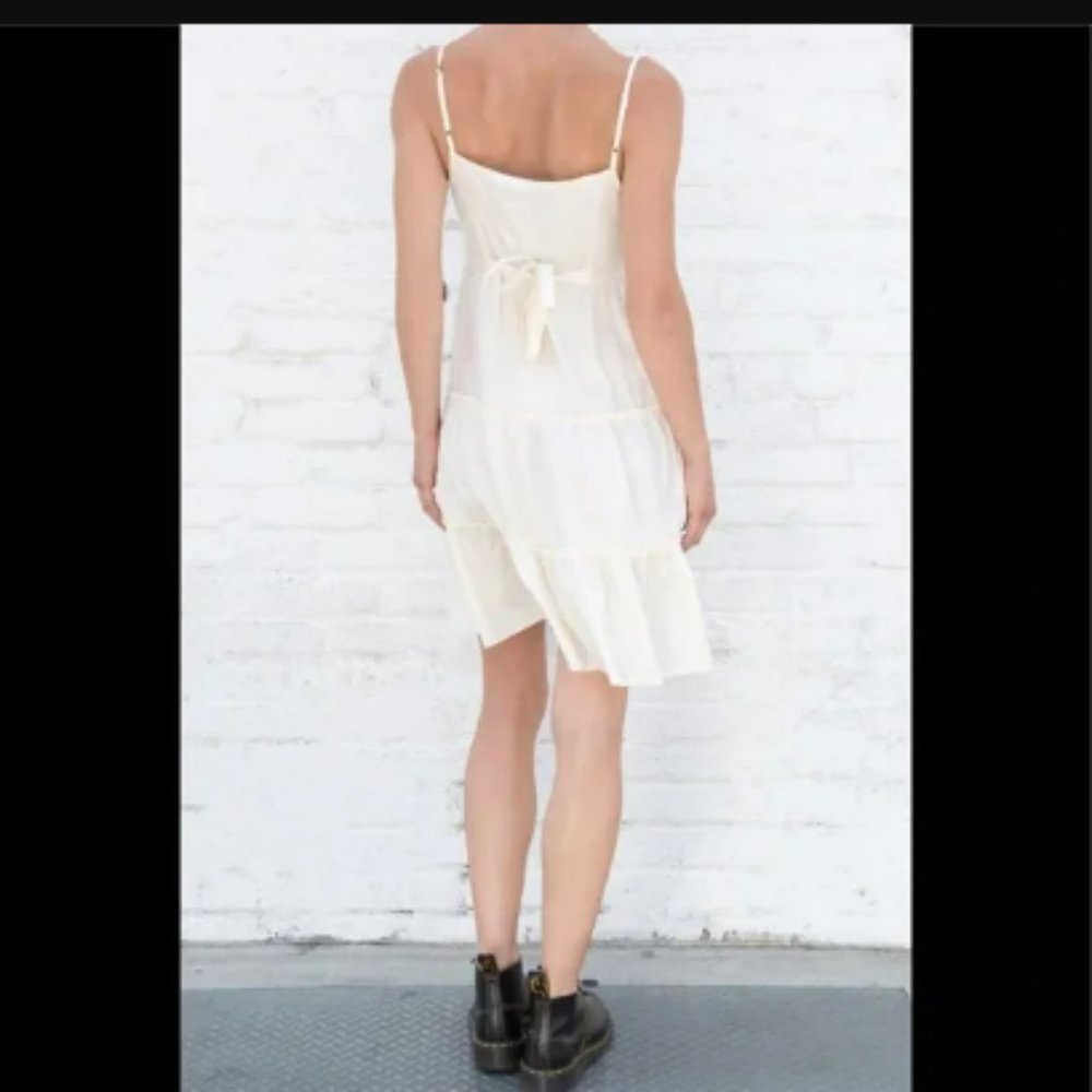 Brandy Melville Cream Arianna Floral Detail Dress Gem